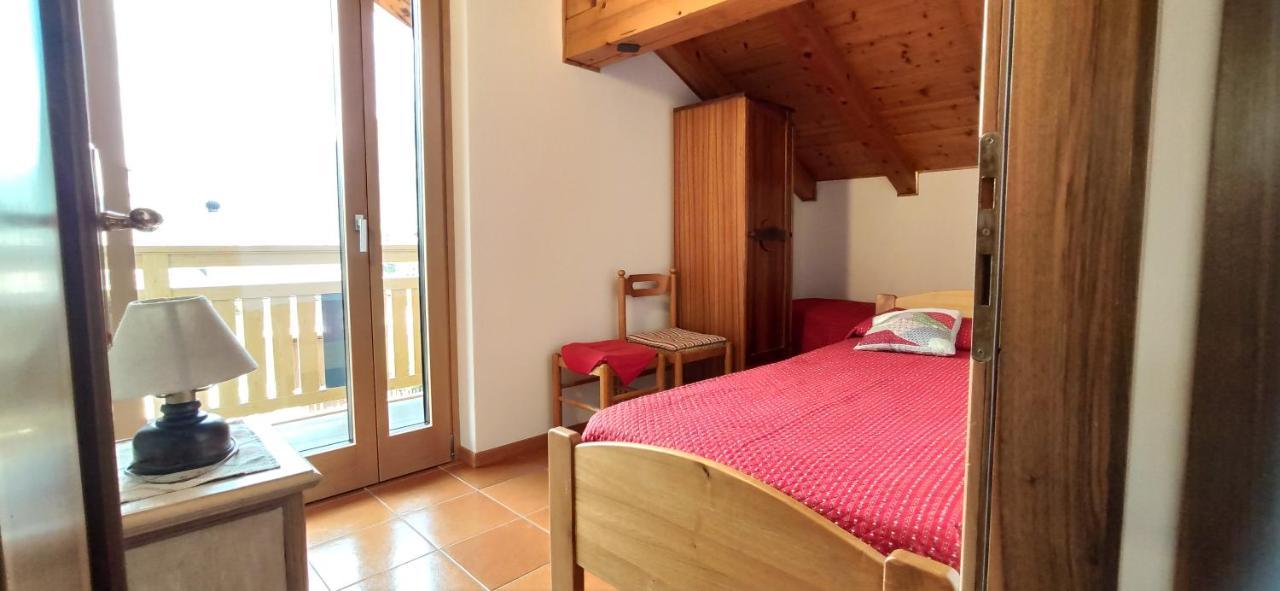 Mansarda A Carciato, Trilocale In Montagna Apartment Димаро Екстериор снимка